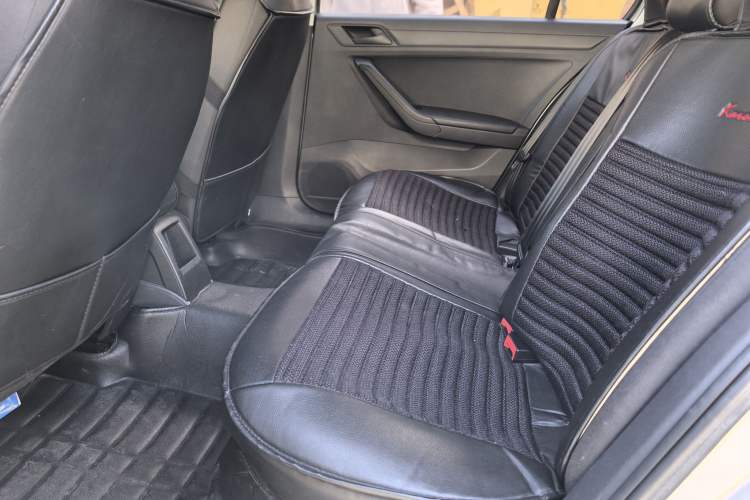 Used Volkswagen Jetta 2019 Dream Edition 1.5L Manual Fashion Version