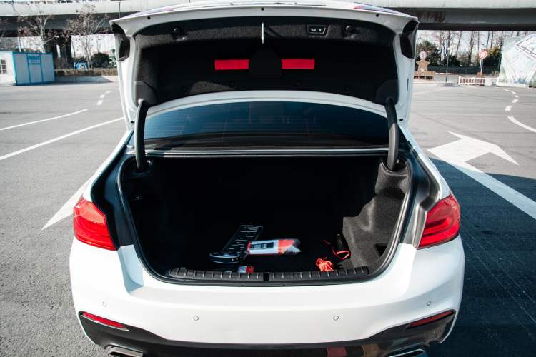 Used BMW 5 Series 2018 530Li Leading Model M Sport Package