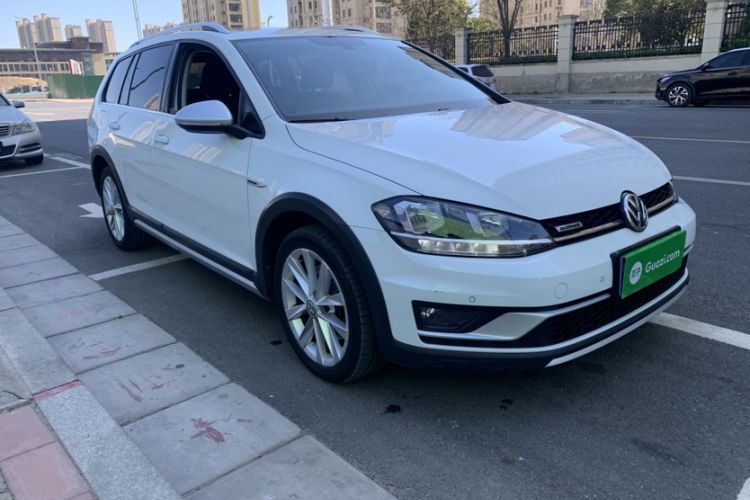 Used Volkswagen Golf (Import) 2019 1.8TSI Travel Edition
