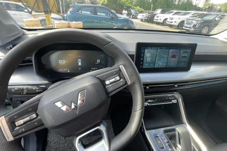 Used Wuling Asta 2022 2.0L DHT Electric-Speed Version