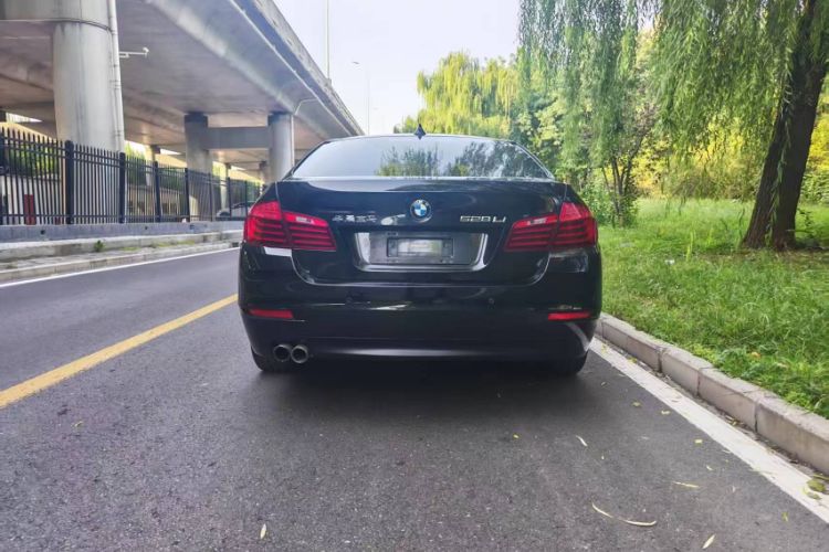 Used BMW 5 Series 2014 528Li Leading Model