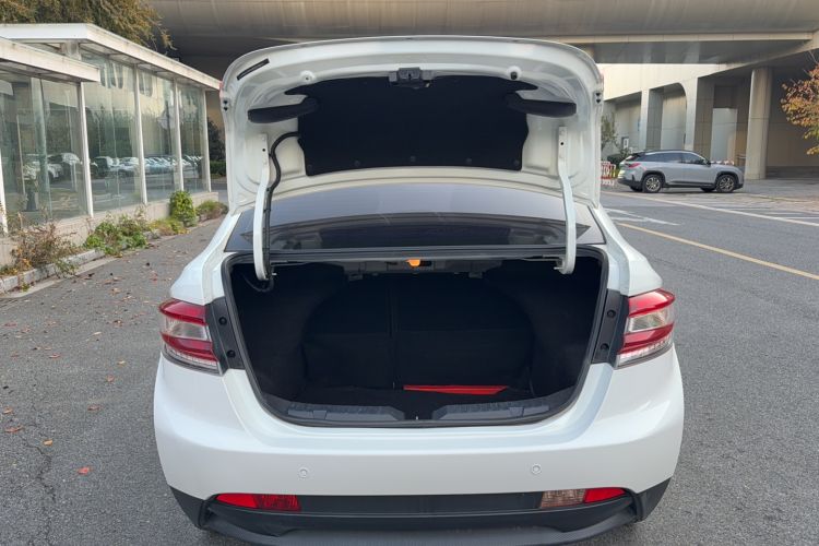 Used Luxgen S3 2016 1.6L CVT Flagship Edition
