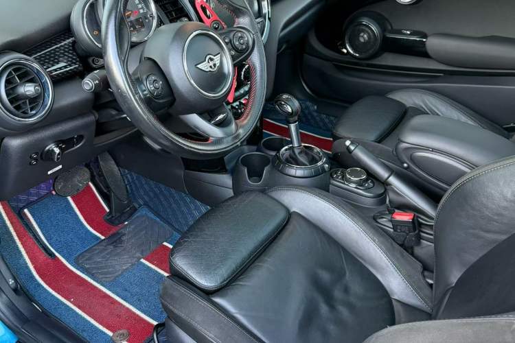 Used MINI 2016 2.0T COOPER S Pioneer Edition Exterior 6