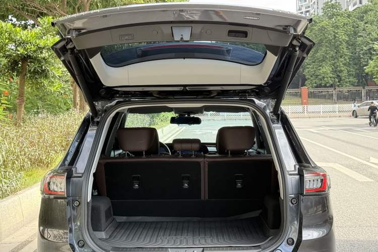 Used Chery Tiggo 8 PLUS 2024 Champion Edition 290TGDI DCT Deluxe Version 5-Seater