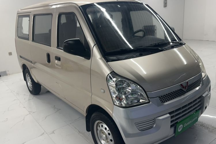 Used Wuling Rongguang 2014 1.2L S Base Model
