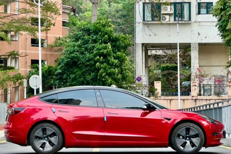 Used Tesla Model 3 2021 Standard Range Rear-Drive Upgraded Version Exterior 2