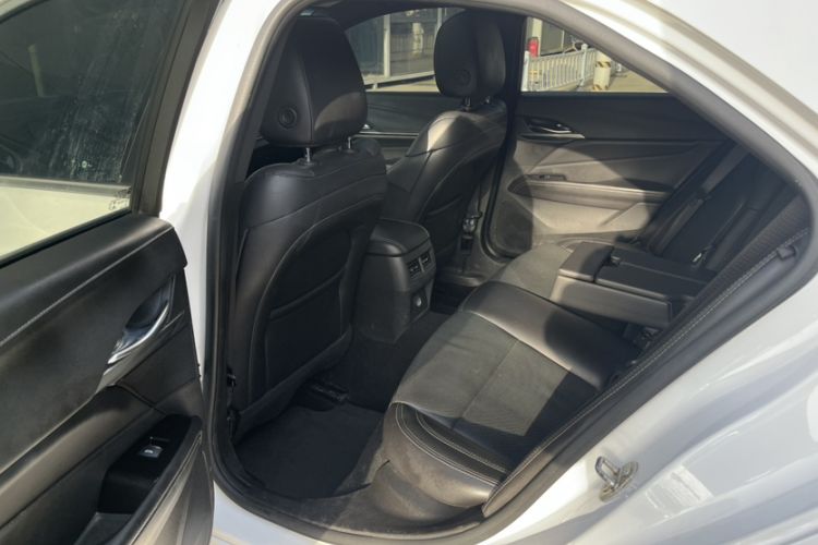 Used Cadillac CT4 2021 28T Luxury Model Interior 3