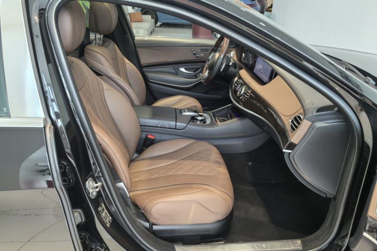 Used Mercedes-Benz Maybach S-Class 2018 S 560 4MATIC