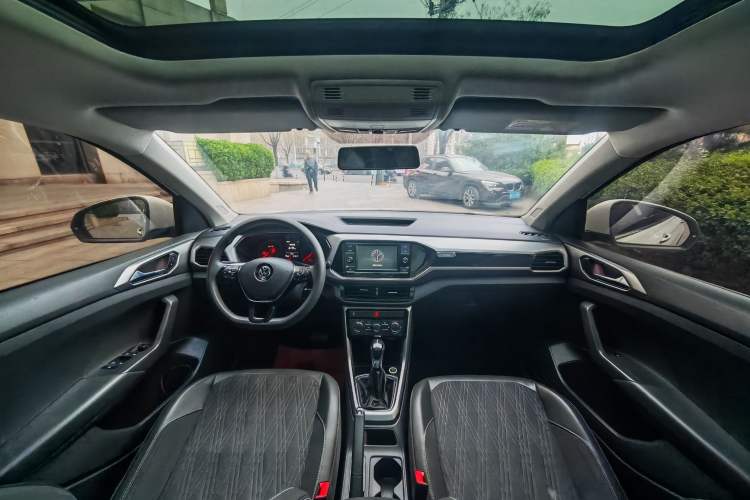 Used Volkswagen T-Cross 2019 1.5L Automatic Comfort Edition Interior 3