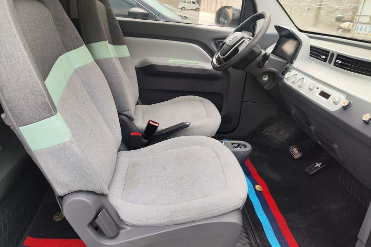 Used Wuling Hongguang MINIEV 2021 Macaron Fashion Model Lithium Iron Phosphate