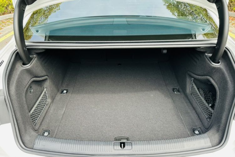 Used Audi A4L 2024 40 TFSI Luxury Dynamic Edition Trunk