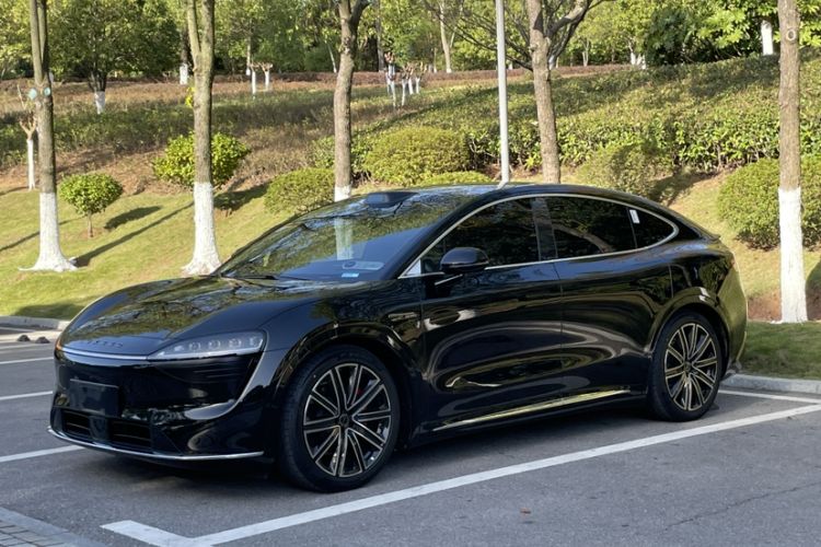 Used Hima Luxeed R7 2024 All-Electric 736 km Ultra
