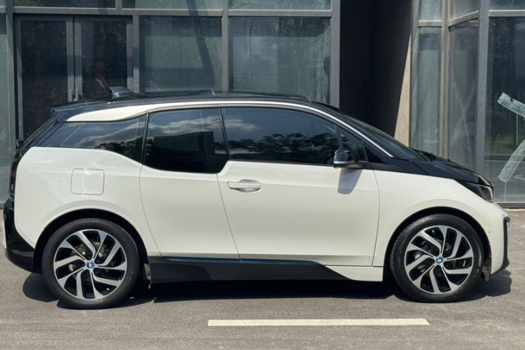 Used BMW i3 2019 Fast Charging Edition
