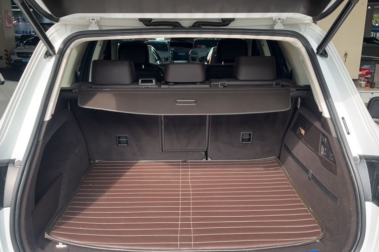 Used Volkswagen Touareg 2015 3.0 TSI High-End Model