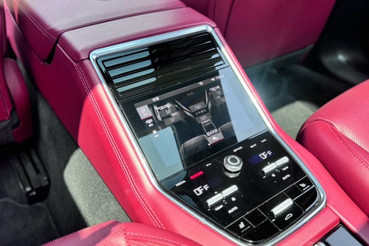 Used Porsche Panamera 2023 Facelifted Panamera 2.9T Platinum Edition