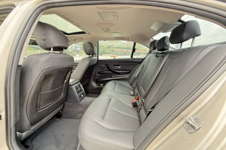 Used BMW 3 Series 2016 320Li Ambition Model Interior 3