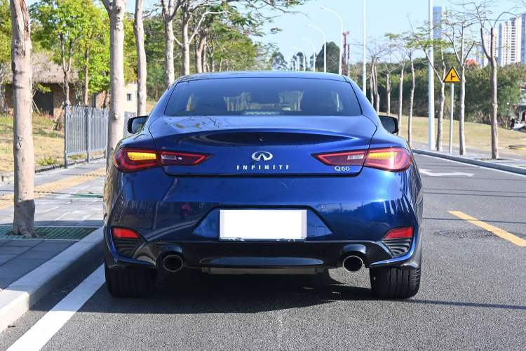 Used Infiniti Q60 2019 2.0T Luxury Edition
