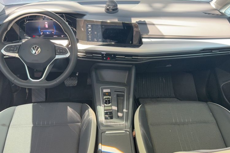 Used Volkswagen Golf 2023 Facelift 280TSI DSG Pro Interior 3