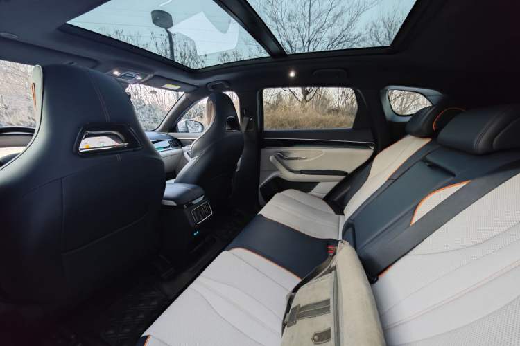 Used BYD Song PLUS New Energy 2023 Champion Edition DM-i 110KM Flagship PLUS
