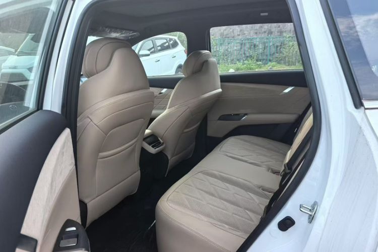 Used CHANGAN CS75 PLUS 2025 4th Generation 1.5T New Blue Whale Smart Luxury Edition