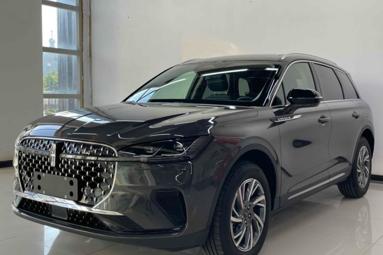 Used Lincoln Corsair 2024 2.0T Two-Wheel Drive Deluxe Edition