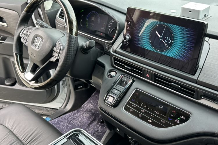Used Honda Elysion 2024 2.0L eHEV Luxury Edition