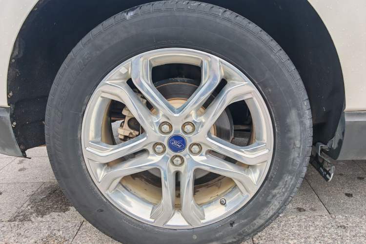 Used Ford Edge 2016 EcoBoost 245 Two-Wheel-Drive Titanium 7-Seater