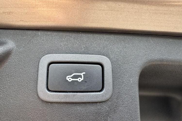 Used Land Rover Discovery Sport 2017 2.0T Cool Black Limited Edition
