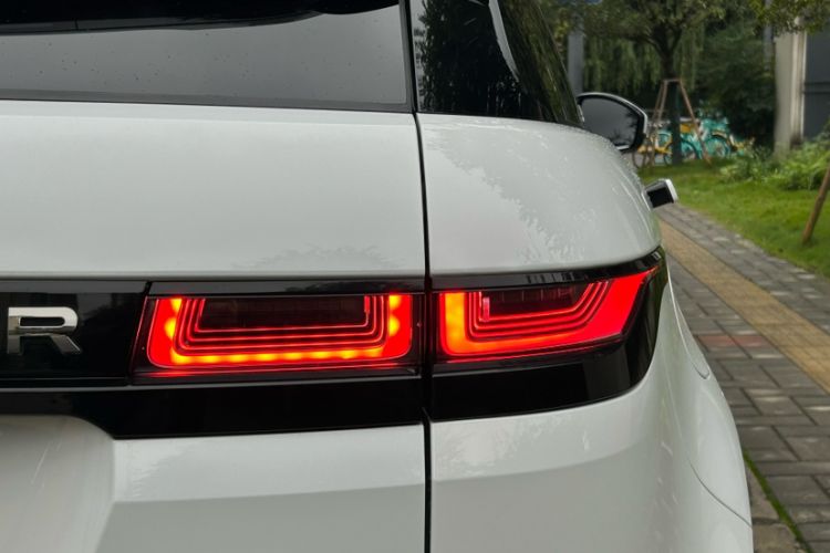 Used Land Rover Range Rover Evoque 2022 Aurora L 249 PS R-Dynamic Luxury Edition
