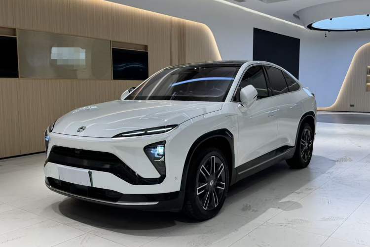 Used Nio EC6 2020 440 km Performance Version Front Left 45 Deg