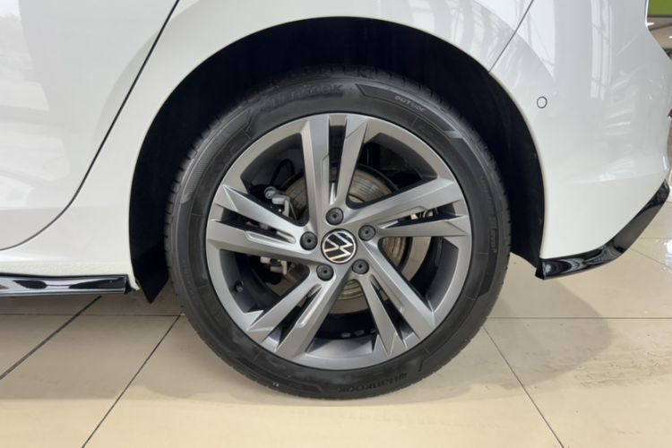 Used Volkswagen Golf 2021 280TSI DSG R-Line Exterior 4