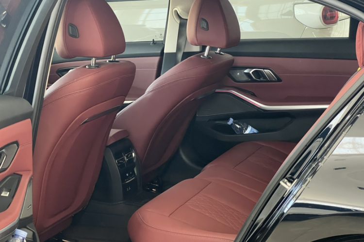 Used BMW 3 Series 2025 330Li M Sport Shadowline Package
