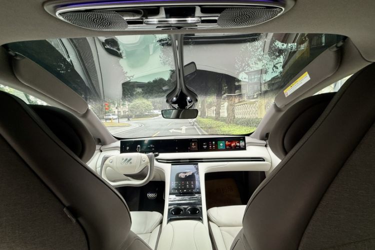 Used IM LS7 2023 90 kWh Elite Rear-Drive Version