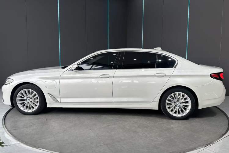 Used BMW 5 Series New Energy 2021 Updated 535Le Luxury Package Exterior 4
