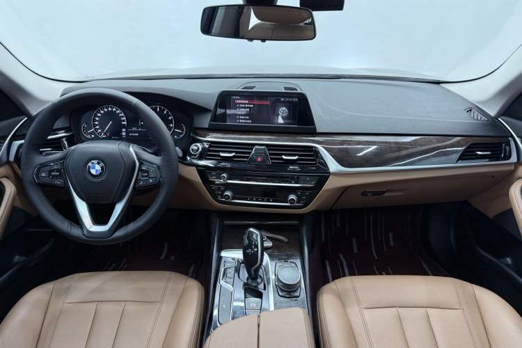 Used BMW 5 Series 2018 528Li Launch Special Edition Interior 2