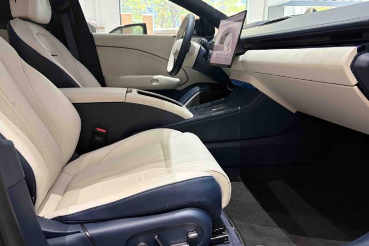 Used Zeekr 007 2024 Rear-Drive Enhanced Version 75 kWh