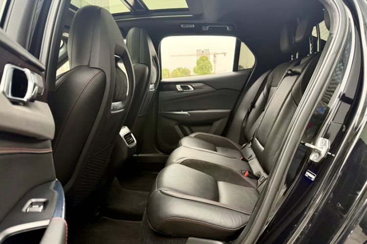 Used Lynk & Co 03 2019 2.0TD Automatic Jing Pro Edition Interior 6