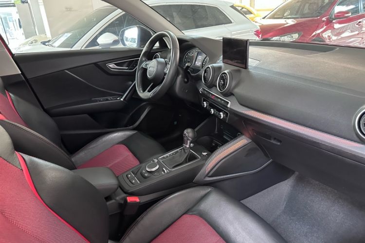 Used Audi Q2L 2020 35 TFSI Fashion Dynamic Model
