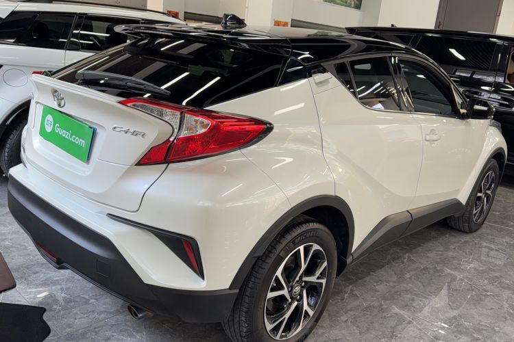 Used Toyota C-HR 2020 2.0L Leading Edition Exterior 3
