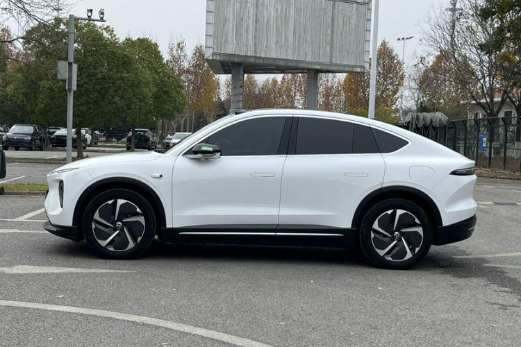 Used Nio EC6 2023 75 kWh
