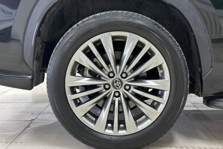 Used Toyota Highlander 2023 2.5L Smart Electric Hybrid Dual-Engine Four-Wheel Drive Prestige Version – 7 Seats
