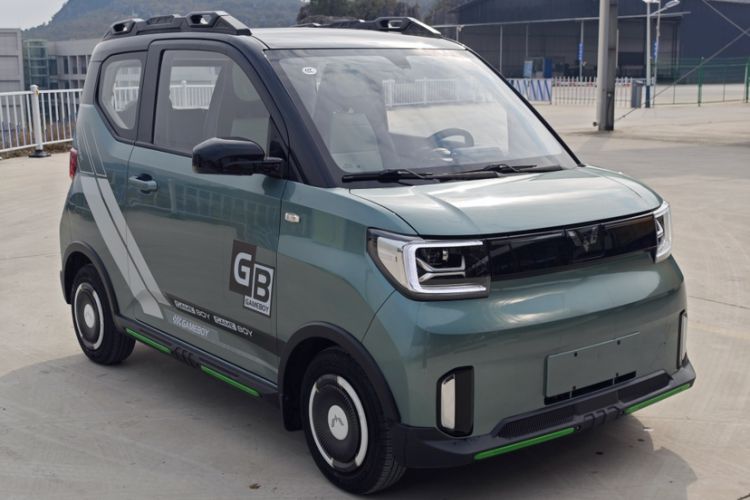 Used Wuling Hongguang MINIEV 2022 GAMEBOY 300km Enthusiast Model with Lithium Iron Phosphate