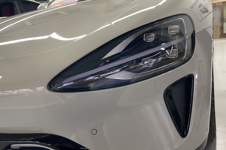 Used Xiaomi Auto SU7 2024 Four-Wheel Drive Ultra-Long Range Advanced Intelligent Driving Max Edition
