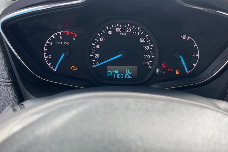 Used Ford Escort 2017 Happiness Edition 1.5L Automatic Fashion Version Odometer Close Up