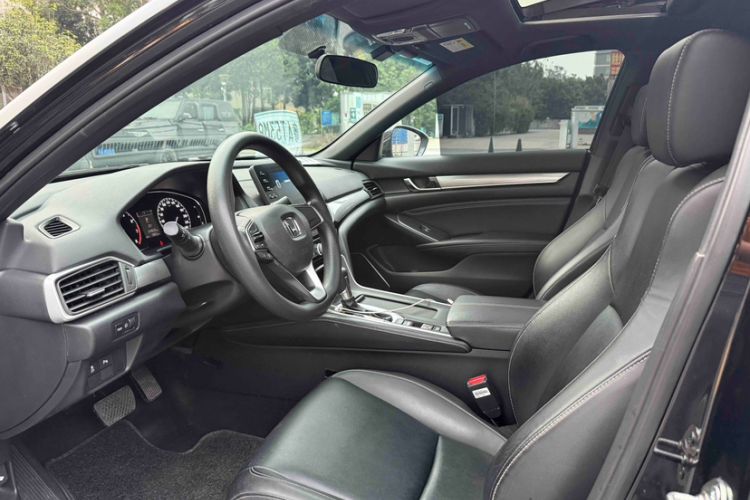 Used Honda Inspire 2022 260TURBO Elegant Edition Interior 2