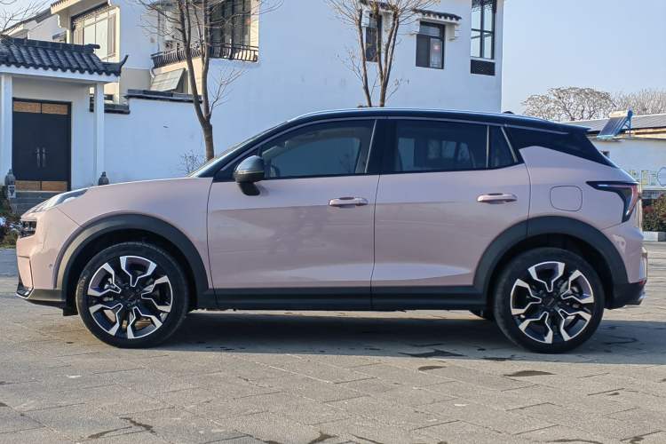 Used Lynk & Co 06 2021 1.5T Shero Pink Special Edition
