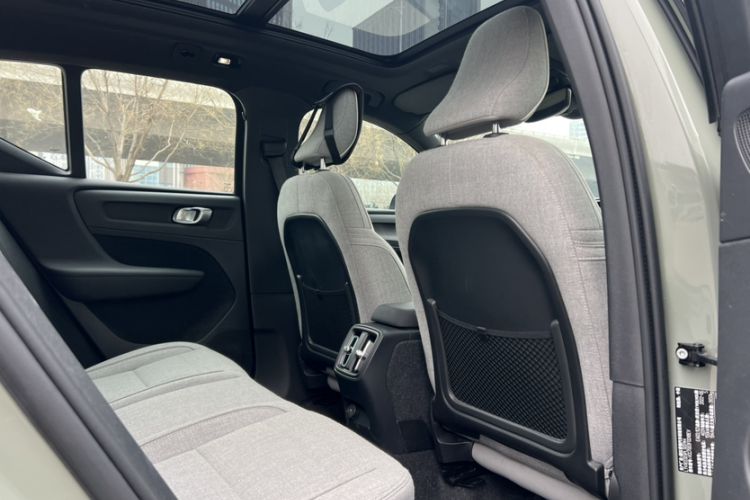 Used Volvo XC40 New Energy 2023 Four-Wheel-Drive High-Performance Version