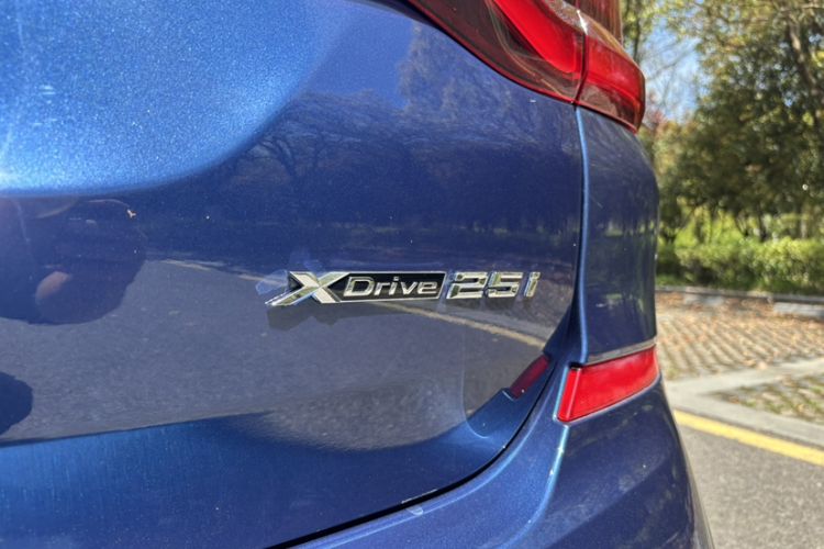 Used BMW X3 2021 xDrive25i M Sport Package Exterior 1