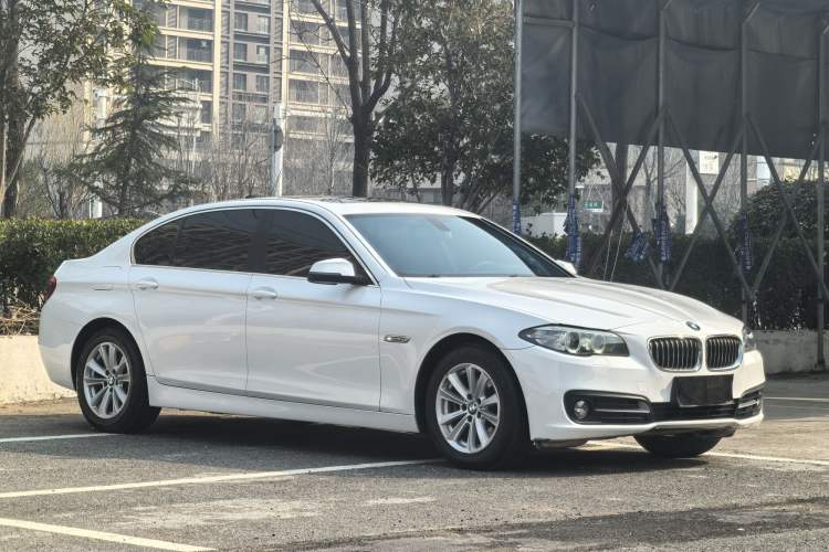 Used BMW 5 Series 2014 520Li Elegant Model
