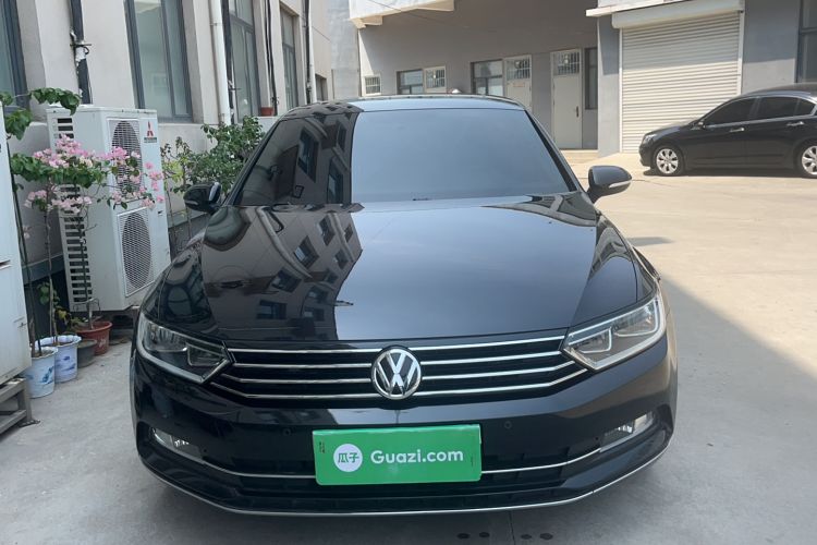 Used Volkswagen Magotan 2018 330TSI DSG Advanced Model
